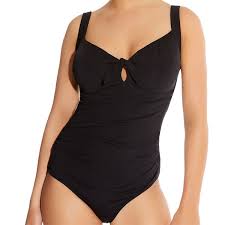 La pratique du sport nécessite souvent des tenues spécifiques pour être à l'aise. Maillot De Bain Une Piece Sans Armature Freya In The Mix Noir Freya Maillots Fitancy