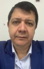 Ever Hugo Melanio Duarte Benitez, nacido el 2 de diciembre de 1978, en  Encarnacion, hijo de don Melanio Duarte y doña Liquita Benitez, hermano  menor de tres, Liliana, Richard; padre de Agustina