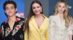With this white tee in your wardrobe, all of your upcoming outfits can have a drivers license flair. Olivia Rodrigo Drivers License Lyrics Joshua Bassett Sabrina Carpenter Stylecaster