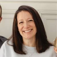 Elizabeth Breese's Instagram, Twitter & Facebook