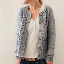 The free knitting patterns linked to in directory are the property of the original pattern designer and are listed at knittinghelp.com as a courtesy. 10 Best Cardigan Knitting Patterns For Fall Blog Nobleknits