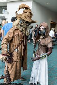 Scarecrow And Becky Albright Batman Cosplay Dc Comics Cosplay Scarecrow Cosplay