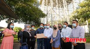 .penggunaan bekalan air awam sehingga 40 peratus sehari, sekali gus menyumbang kepada penjimatan penggunaan air terawat untuk jangka masa semasa ke semasa, kekurangan bekalan air bersih akan terus dialami sekiranya langkah proaktif untuk mengatasinya tidak diambil, katanya. Isu Gangguan Bekalan Air Di Sepanggar Dan Manggatal Selesai Utusan Borneo Online