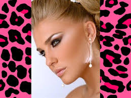 Curso de Curso Avançado de Auto Maquiagem.