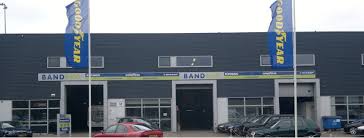 Kleurplaat kijkdoos bamboeclub dierentuin dierentuindieren de dierentuin. Leuke Knutseltip Maak Je Eigen Garage Kijkdoos En Win Leuke Prijzen