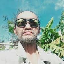 Daniel Muna's Instagram, Twitter & Facebook