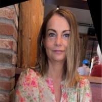 500+ "Nina Berg" profiles