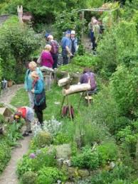In der loschgestraße westlich neben der kinderklinik; Naturnahes Gartnern In Aachen Grune Paradiese Fur Menschen Pflanzen Und Tiere Nabu Aachen