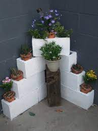 15 originales bancos para el jardín que puedes hacer con. Pin On Ideas