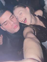 Photos by Jake Howard (@jakobhoward) · January 1, 2026