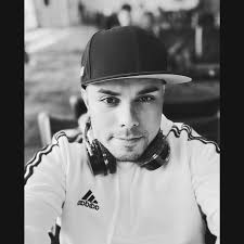 Luis Banuelos (@luis_banuelos_atx) • Instagram photos and videos