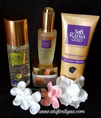 Krim malam untuk mengembalikan lembapan & memulihkan kecantikan kulit. Safi Rania Gold Beetox Technology Rangkaian Terbaru Safi Rania Gold