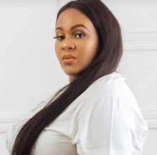 How do men handle the relationship between their wife and mother?