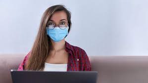 إليكم هذا الحل لمشكلة البخار عند إرتداء الكمامة للذين يضعون نظارات