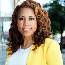 Adele Shannon's Instagram, Twitter & Facebook