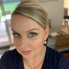 Cheryl Bott's Instagram, Twitter & Facebook