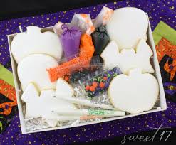 Decorate Your Own Halloween Sugar Cookies In 2020 Halloween Sugar Cookies Decorated Sugar Cookies Halloween Sugar Cookies