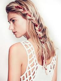 7 Sleek Braids To Up Your Fall Hair Game Frisuren Geflochtene Frisuren Und Braids Frisuren