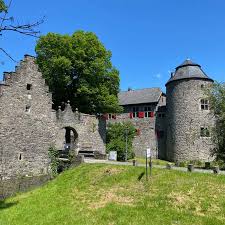 Neee, das ist nicht unser haus, sondern unsere gegend #ratingen #hauszumhaus pic.twitter.com/tyngz5amap. Hochzeit Wasserburg Haus Zum Haus Ratingen Hochzeitslocation