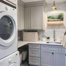 Beautiful Homes Of Instagram Connecticut Beach House Home Bunch Interior Design Ideas Home Interior Design Kitchen Laundry Room Storage Shelves