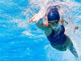 Innanzitutto la distanza interpersonale deve essere di 2 metri in palestra e di 10 metri in. Palestre E Piscine Riapertura A Scaglioni Prima Gli Sport Singoli E Poi Quelli Di Squadra Corriere It