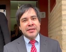 Hector Fretes, autor en El Observador