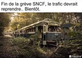 Le cinquième jour de grève a provoqué des scènes de tension entre agents de sécurité ferroviaire et voyageurs. L Humour En Vrac De Nelly Facebook