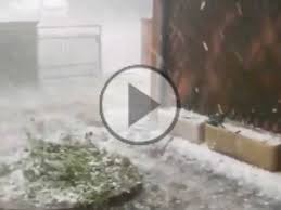 Verona oggi violento nubifragio con grandine e allagamenti 23 agosto 2020 bomba d'acqua montaggio di alcuni video girati da persone che hanno documentato gli. Meteo Diretta Video A Modena Grandine Devastante Con Danni E Disagi Le Immagini Ilmeteo It