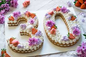 Scommetto Che Ognuno Di Noi Ha Sempre Avuto Il Desiderio Di Preparare Una Torta Davvero Speciale E Scenografica Con Il Quale Torte Torte Cupcake Ricette Dolci