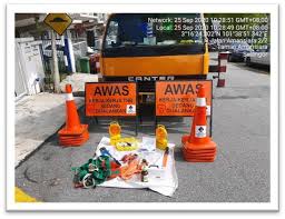 Memaksa orang yang sedang diet untuk makan makanan yang ia bawa, meledek upaya diet, memesan makanan berlemak untuk yang sedang berdiet, dan banyak hal lain. Street Lighting Works Taroff Corporation