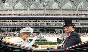 After the coronavirus pandemic kept crowds away from royal ascot in 2020, the event returned with a bang in 2021 at the ascot racecourse in berkshire, england. Agq 6suzhqf52m