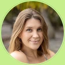 Emma in Costa Rica Vlogs