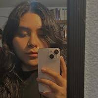 Mis amigas están cansadas by Iveth Luna Flores