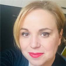 What an awesome moment when your management takes a step back to celebrate  your 25-year journey, recognizing your dedication and wishing you all the  best for the future ❤️❤️ . THANKS Ana