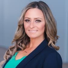 Monica Otis's Instagram, Twitter & Facebook