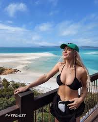 DJ Tigerlily Nude and Sexy Photo Collection - Fappenist