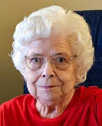 Peggy Winstead's Instagram, Twitter & Facebook