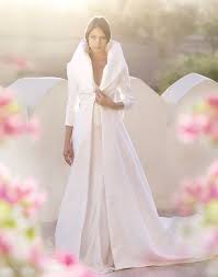 A Great Coat To Wear Over Your Dress When You Re Taking Pictures Outside Winter Wedding Weddingdress Winter Wedding Coat Winter Wedding Dress Wedding Cloak