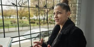 Szabó ágnes szabó gábor viktor, dr. Tobb Mint Ezer Konyvet Gyujtott Ossze Szabados Agnes Konyves Magazin