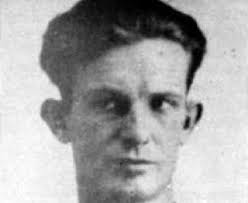 SANTA CLAUS BANK ROBBERY‼️ At the time it occurred, the Santa Claus Bank  Robbery was one of Texas' most infamous crimes and led to the largest  manhunt ever seen in the state.