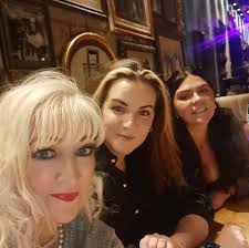 Who else loves a bonus day? 🤑 Let us know what you purchased using only  emojis 👇