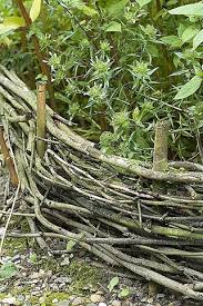 Comment Fabriquer Et Installer Une Bordure En Plessis Pas A Pas Amenagement Jardin Recup Amenagement Jardin Jardins