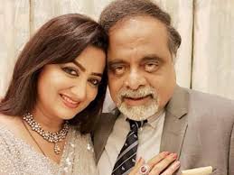 Sumalatha Ambareesh I Am Eagerly Waiting To Watch Ambareesh In Kurukshetra Kannada Movie News Times Of India Sumalatha and ambareesh's son abhishek also was to take part in the event. sumalatha ambareesh i am eagerly