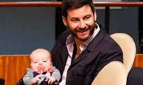 There is no set plan, it's just whether or not she's getting enough sleep, where i. Un Debut For New Zealand S First Baby Diaper Change Peace Summit Arab News