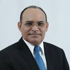 Omar Ulloa (@oulloa12)