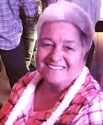 Mona Sinclair's Instagram, Twitter & Facebook