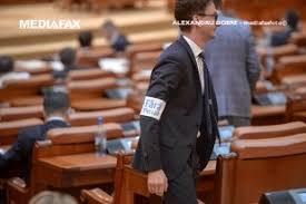 Am 30 de ani, sunt licențiat în arte vizuale și am un master în relații internațioanale. Iulian Bulai Noi PrecizÄƒri DupÄƒ Ce A Scris CÄƒ Fecioara Maria Este O MamÄƒ Surogat