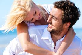 A courtship may be an informal and private matter between two people or may be a public affair. Sugardaddie Com Dating Blog There Is A Difference Between Dating And Courting Sugardaddie Com