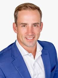 Matt Gates's Instagram, Twitter & Facebook