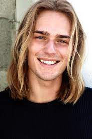 Ton Heukels Middle Part Long With Fringe Avaidaibw Long Hair Styles Boys Long Hairstyles Fresh Haircut